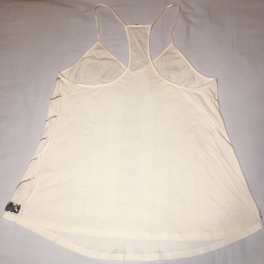 Express medium white tank with sequin design - Picture 3 of 5